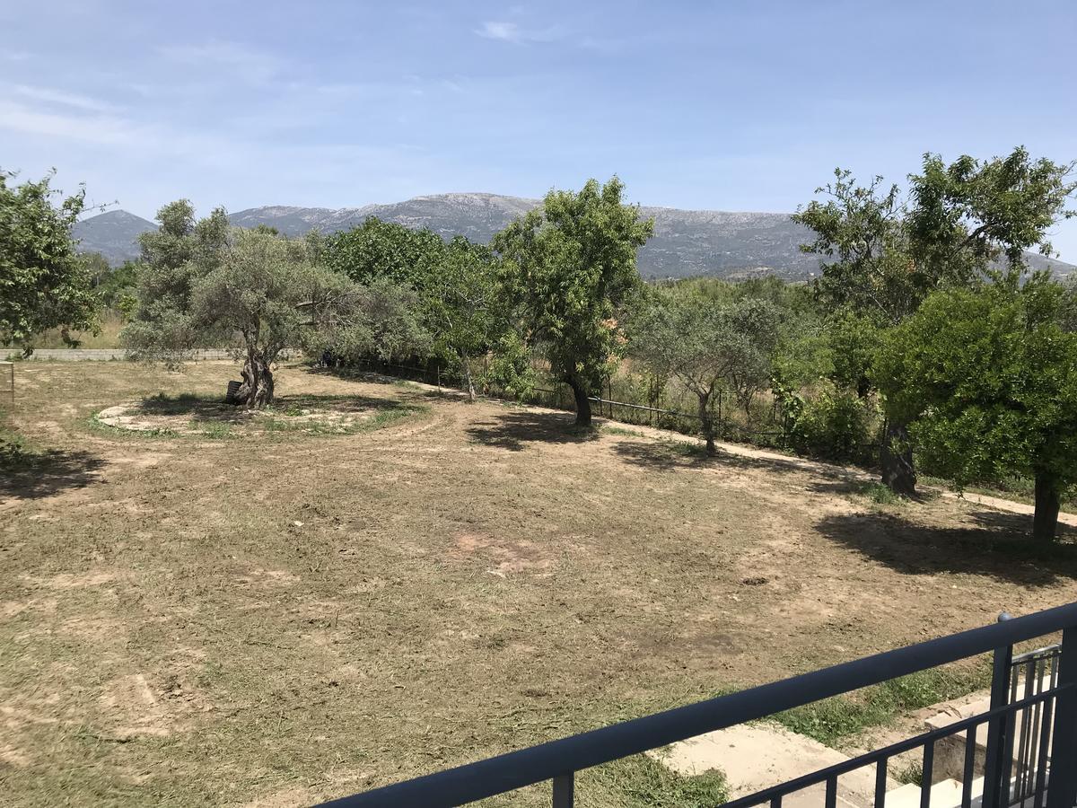 Villa Filoxenia Amarynthos Exteriör bild