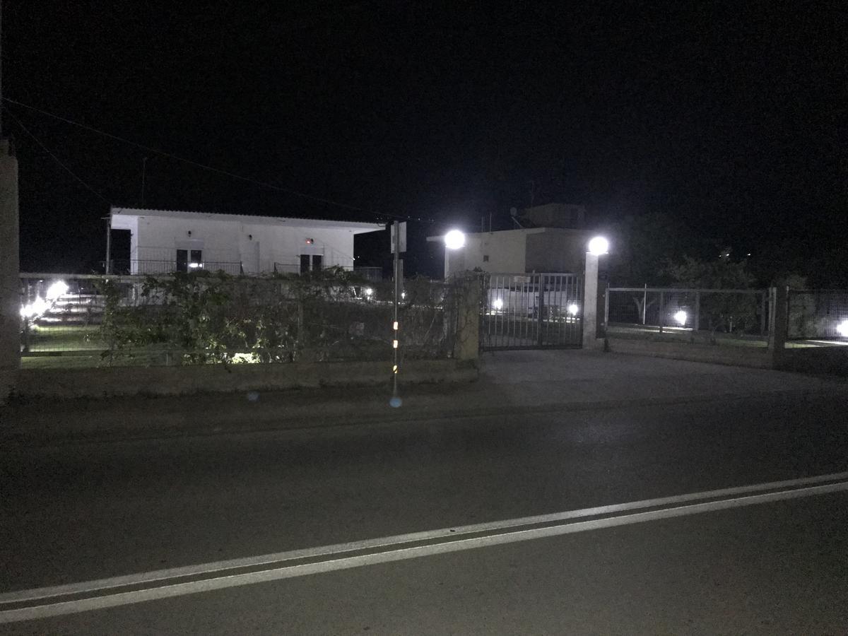 Villa Filoxenia Amarynthos Exteriör bild